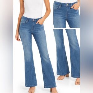 NWOT SPANX Everywear Shape Pull On Light Blue Flare Jeans High Rise Medium 6/8